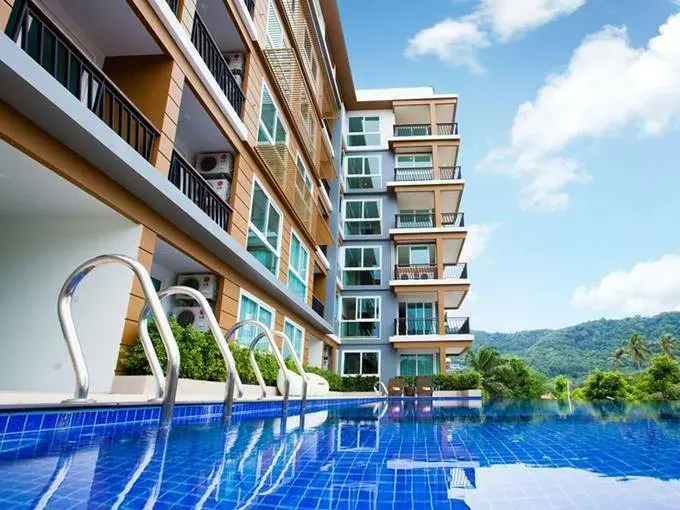 Saiyuan Buri Condominium