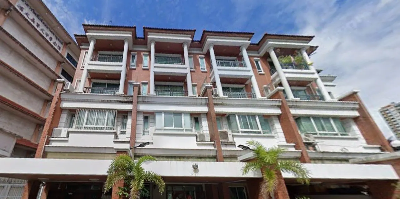 Lumpini Place Ratchada-Rama 3