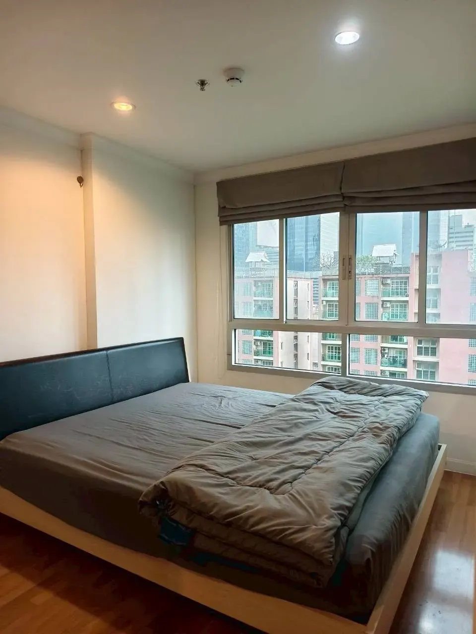 1 ห้องนอน · 1 ห้องน้ำ · 34 m²