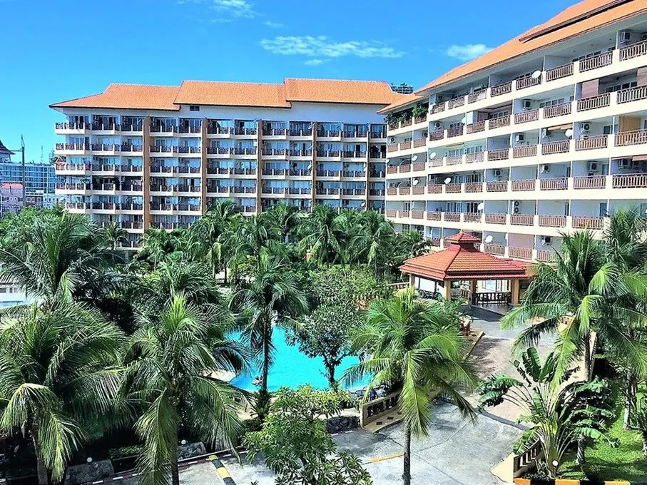 Royal Hill Resort