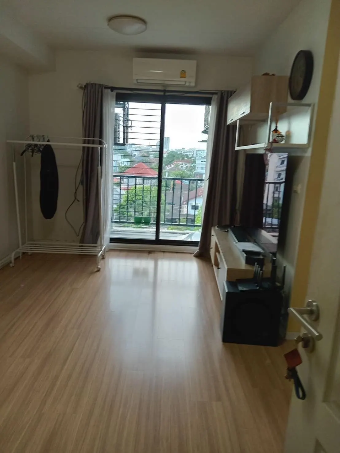 Condo · 2 bd · 1 ba · 48 m²