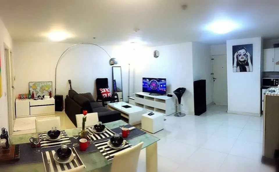 Condo · 2 室 · 1 卫 · 62 m²