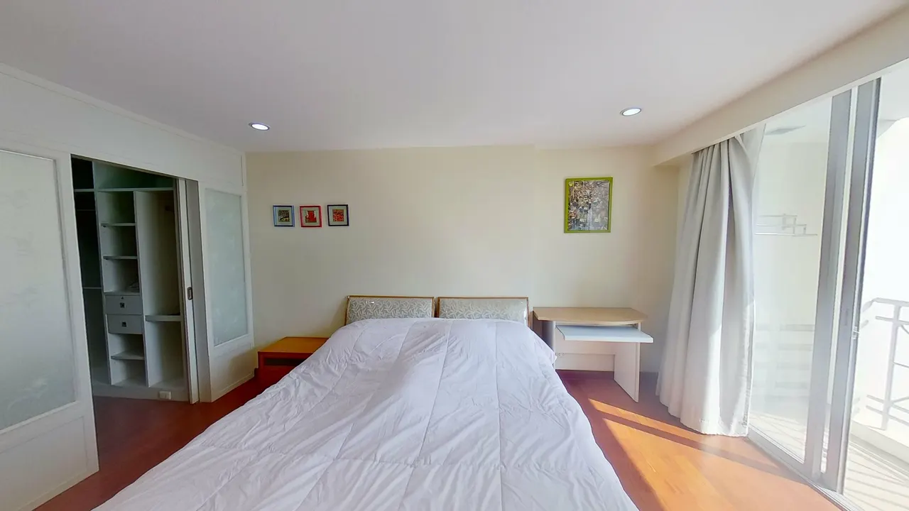 Condo · 2 室 · 2 卫 · 80 m²