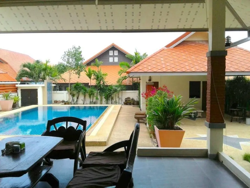 Baan Suan Neramit 2