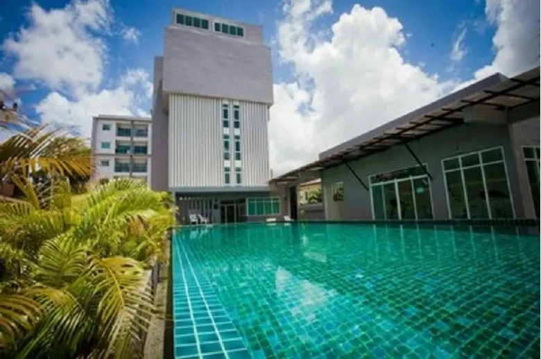 Naka Condo
