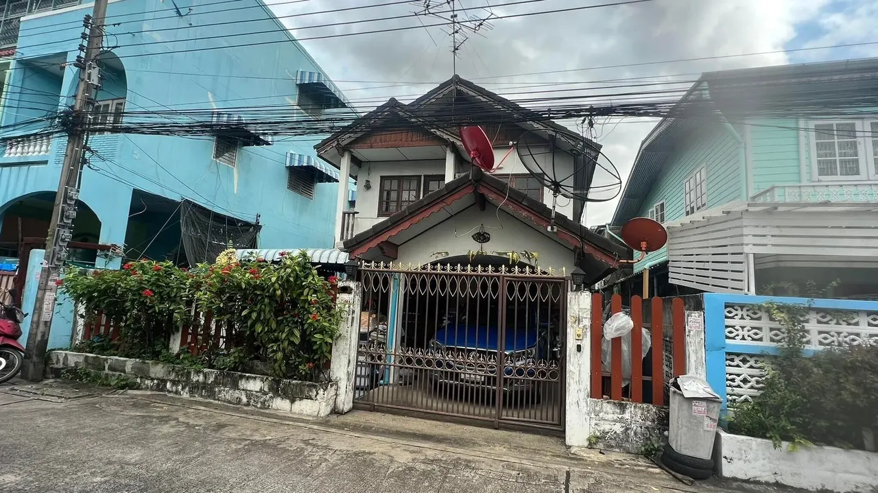 Prem Ruethai 20 Village