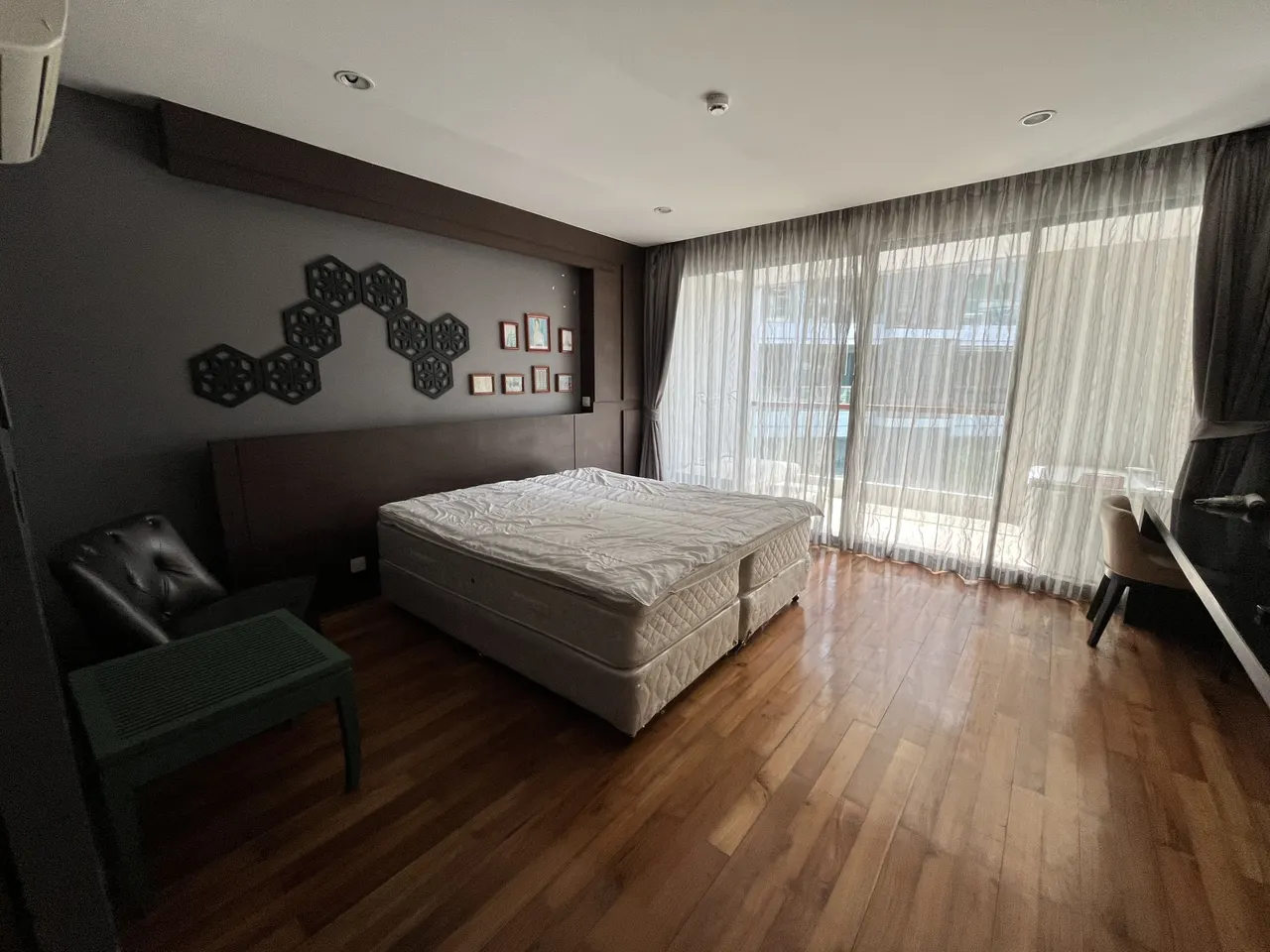 Condo · 1 卫 · 44 m²