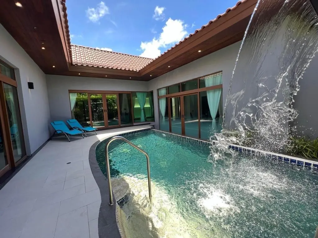 Villa · 2 сп. · 2 ванн. · 327 m²