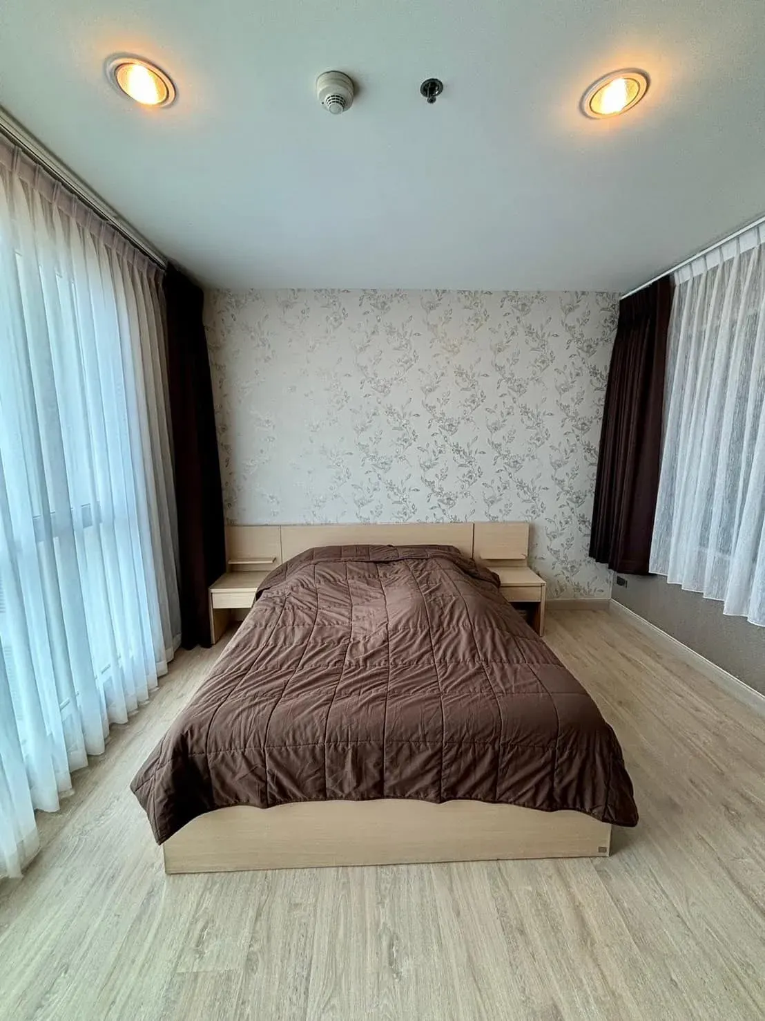 Condo · 1 室 · 1 卫 · 37 m²