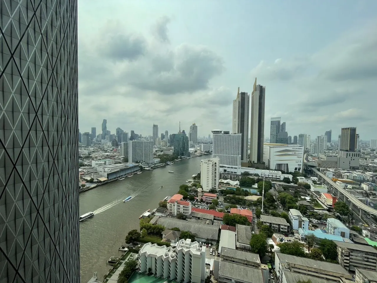 Condo · 1 室 · 1 卫 · 67 m²