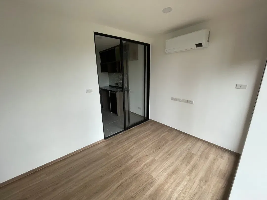 Condo · 1 сп. · 1 ванн. · 25 m²