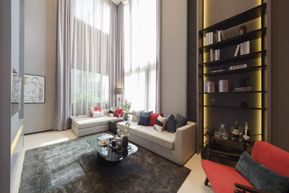 House · 4 ch. · 4 sdb · 241 m²