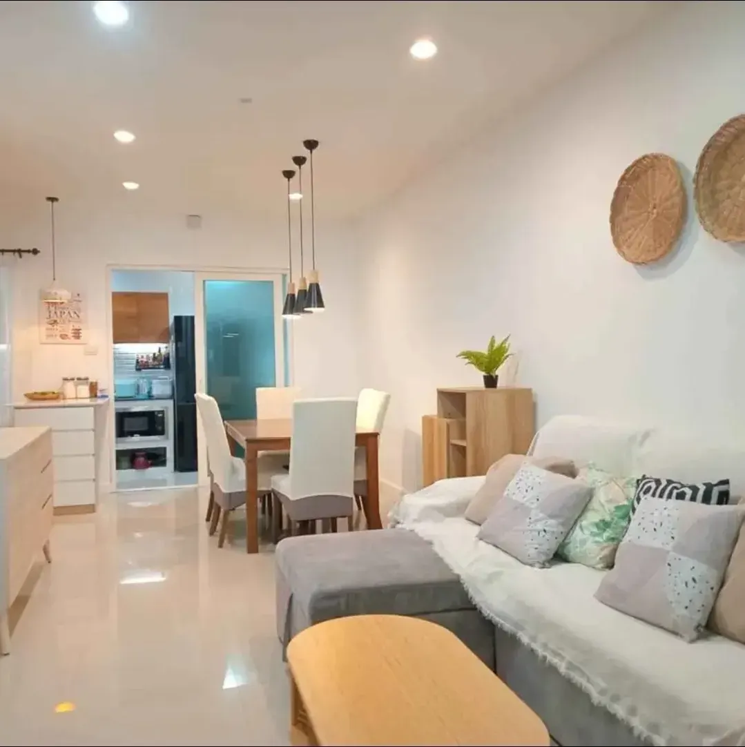 Townhouse · 3 室 · 2 卫 · 84 m²