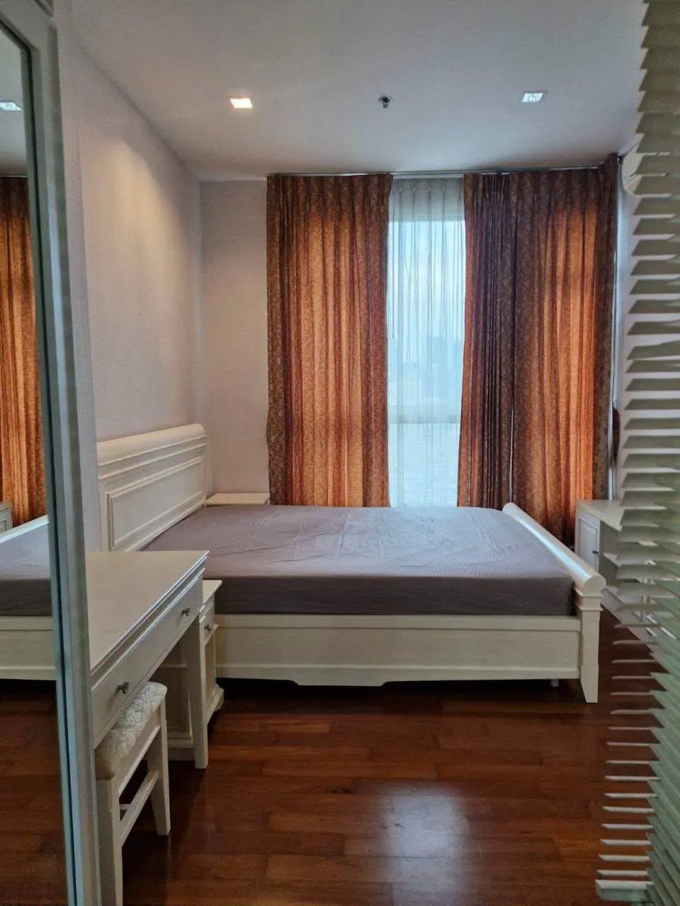 1 bd · 1 ba · 39 m²
