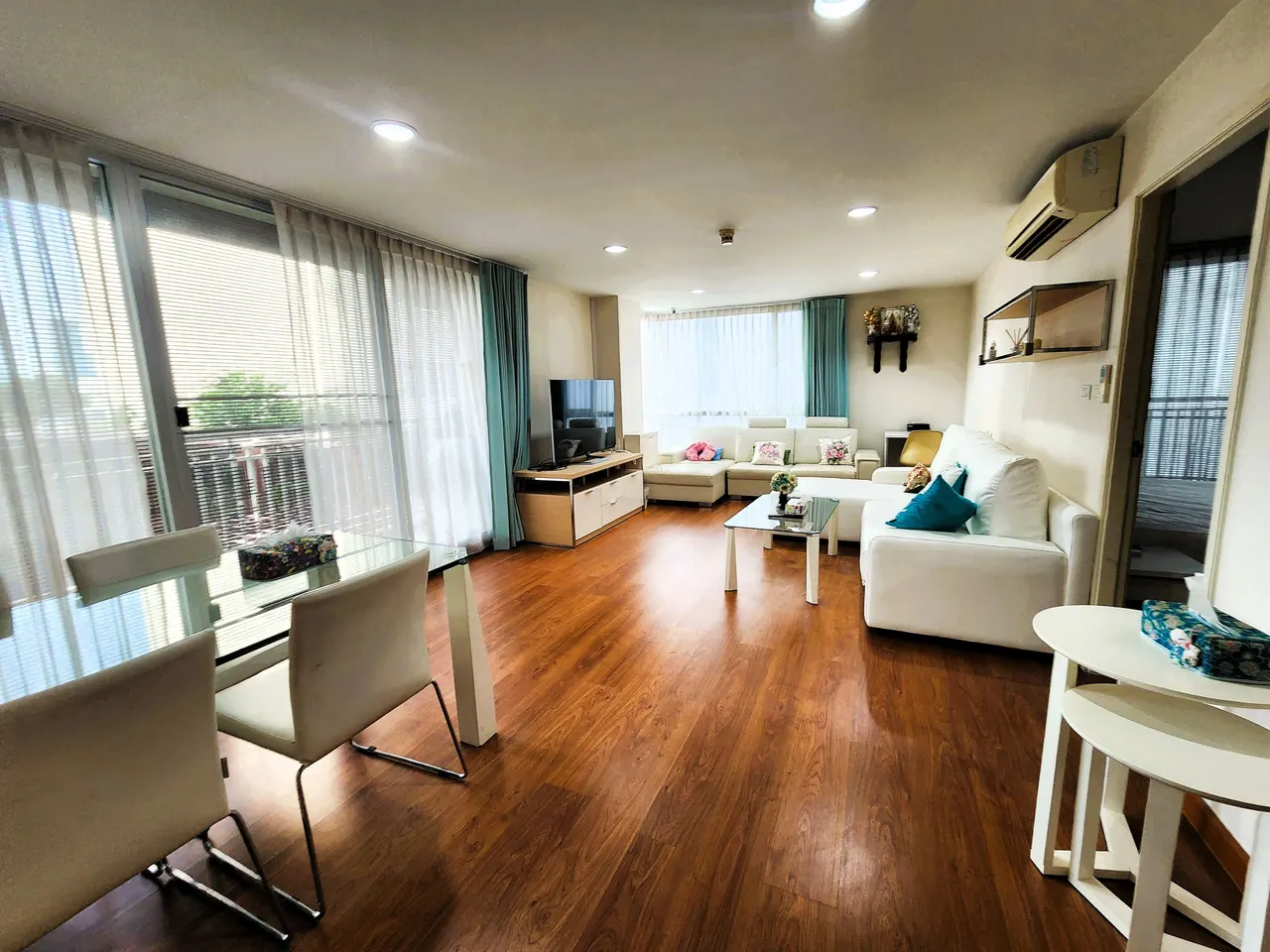Condo · 2 室 · 2 卫 · 88 m²