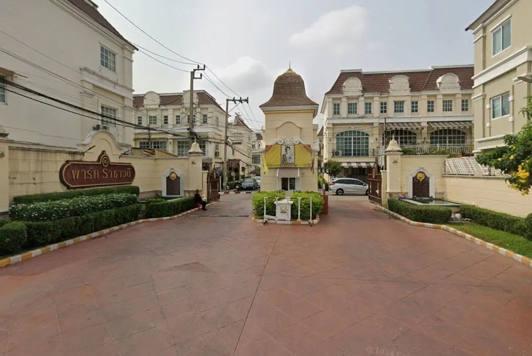 Park Rachavadee Rama 2