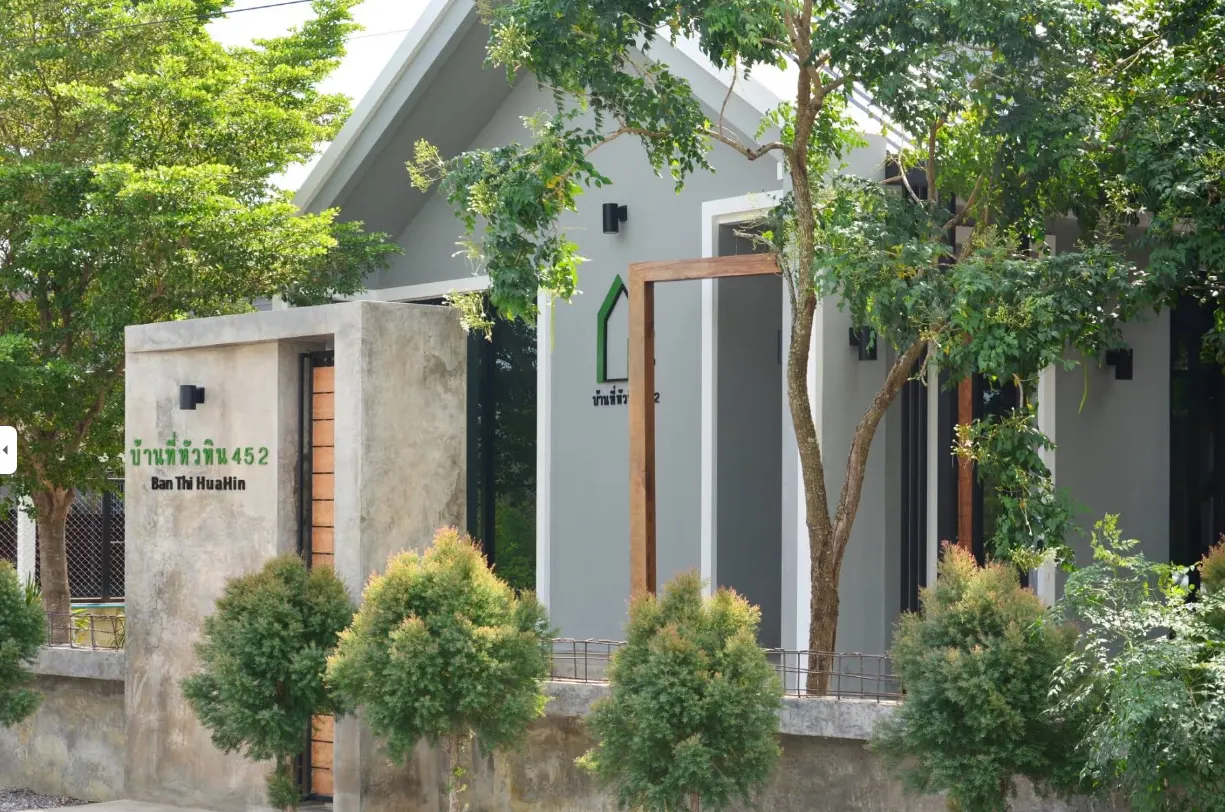 Ban Thi Hua Hin