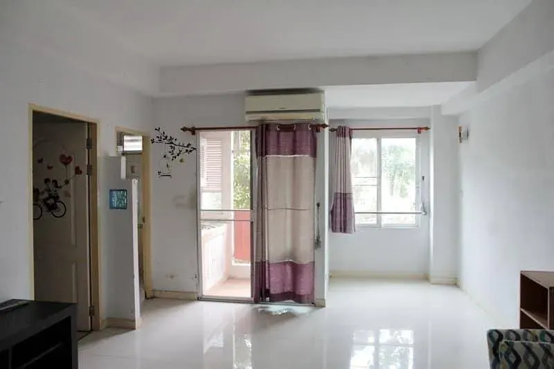 1 ห้องน้ำ · 38 m²