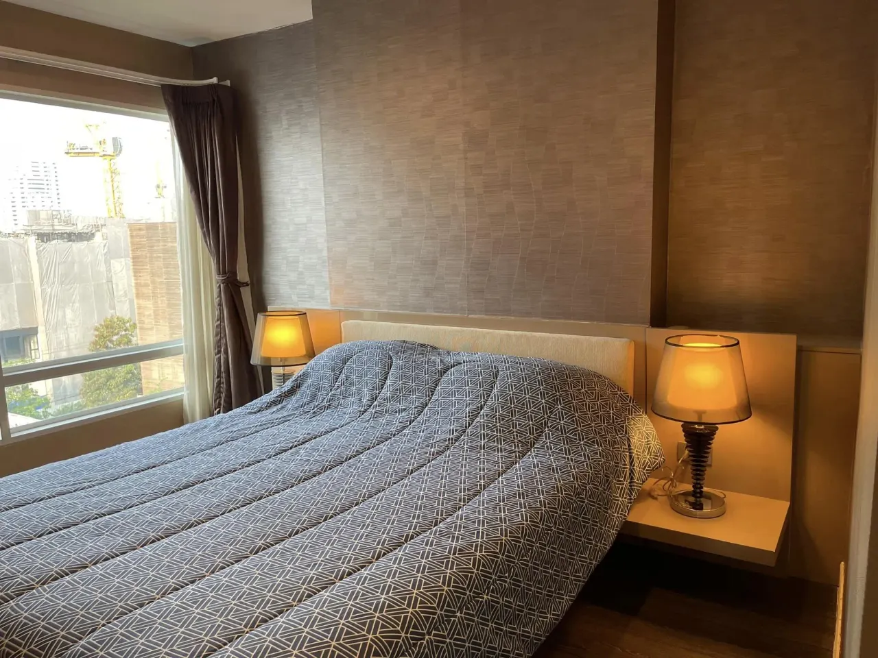 Condo · 1 卫 · 49 m²