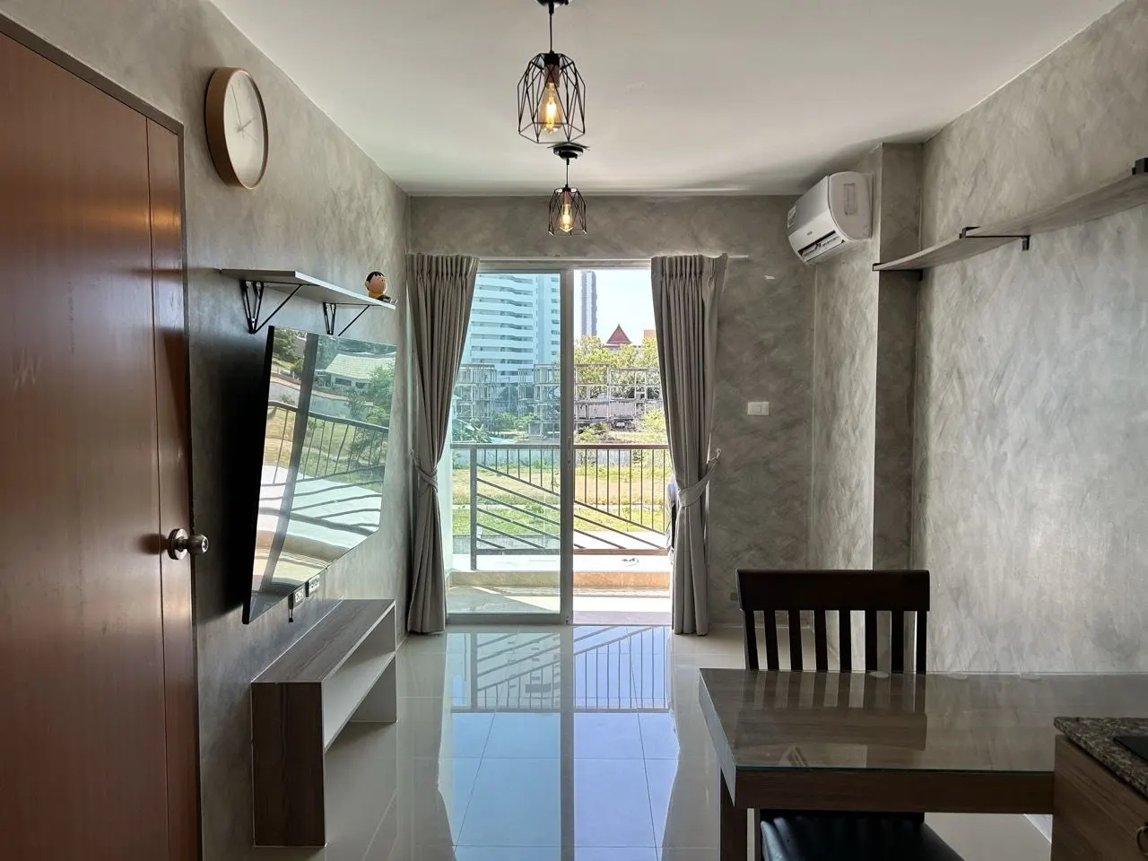 Condo · 1 ห้องน้ำ · 32 m²