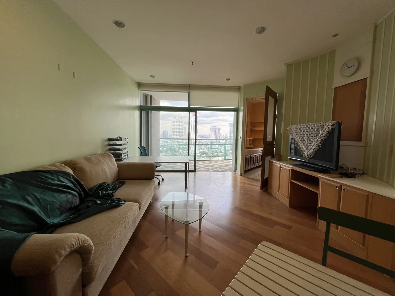 Condo · 1 ห้องนอน · 1 ห้องน้ำ · 65 m²