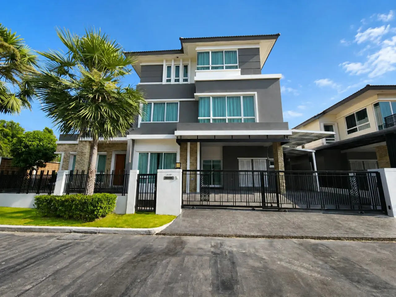 House · 5 室 · 6 卫 · 500 m²