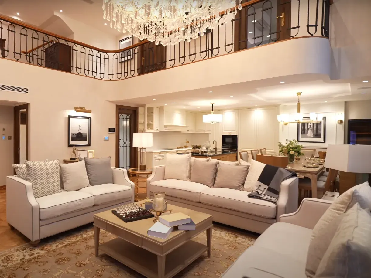 House · 4 bd · 5 ba · 846 m²