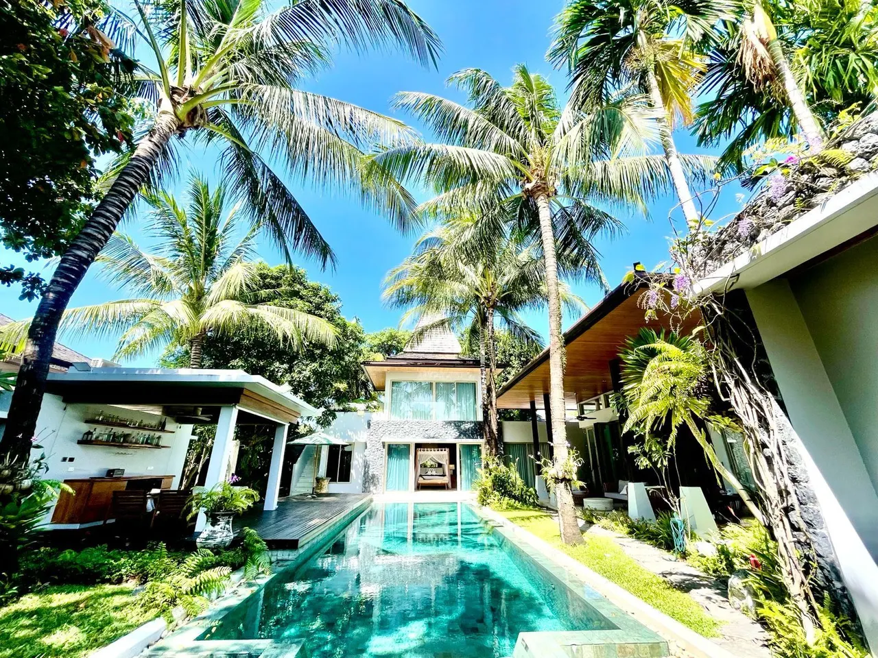 Villa · 6 室 · 8 卫 · 550 m²