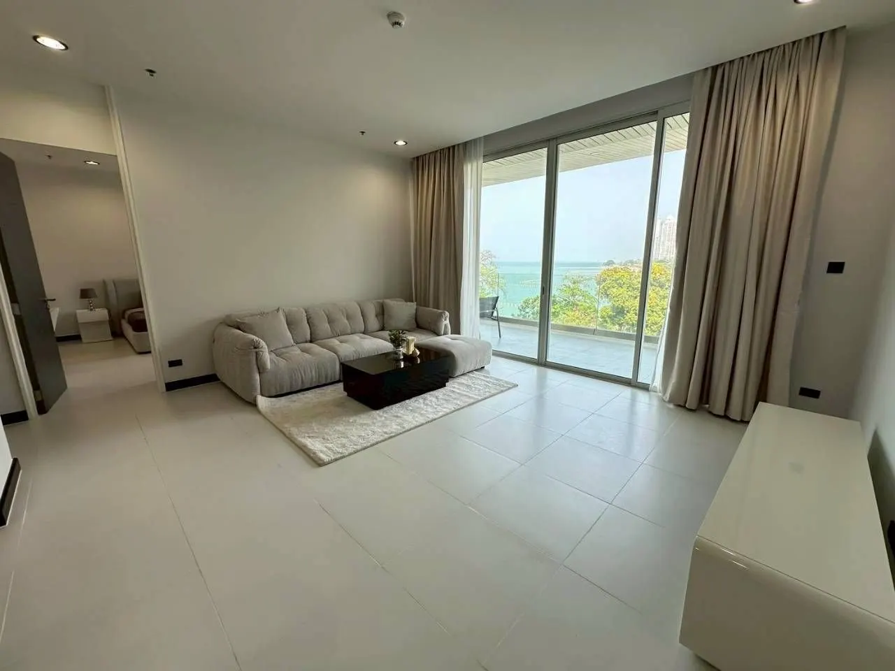 Condo · 2 室 · 2 卫 · 153 m²