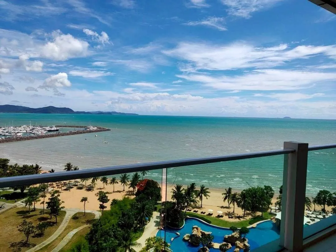 Condo · 2 bd · 2 ba · 90 m²