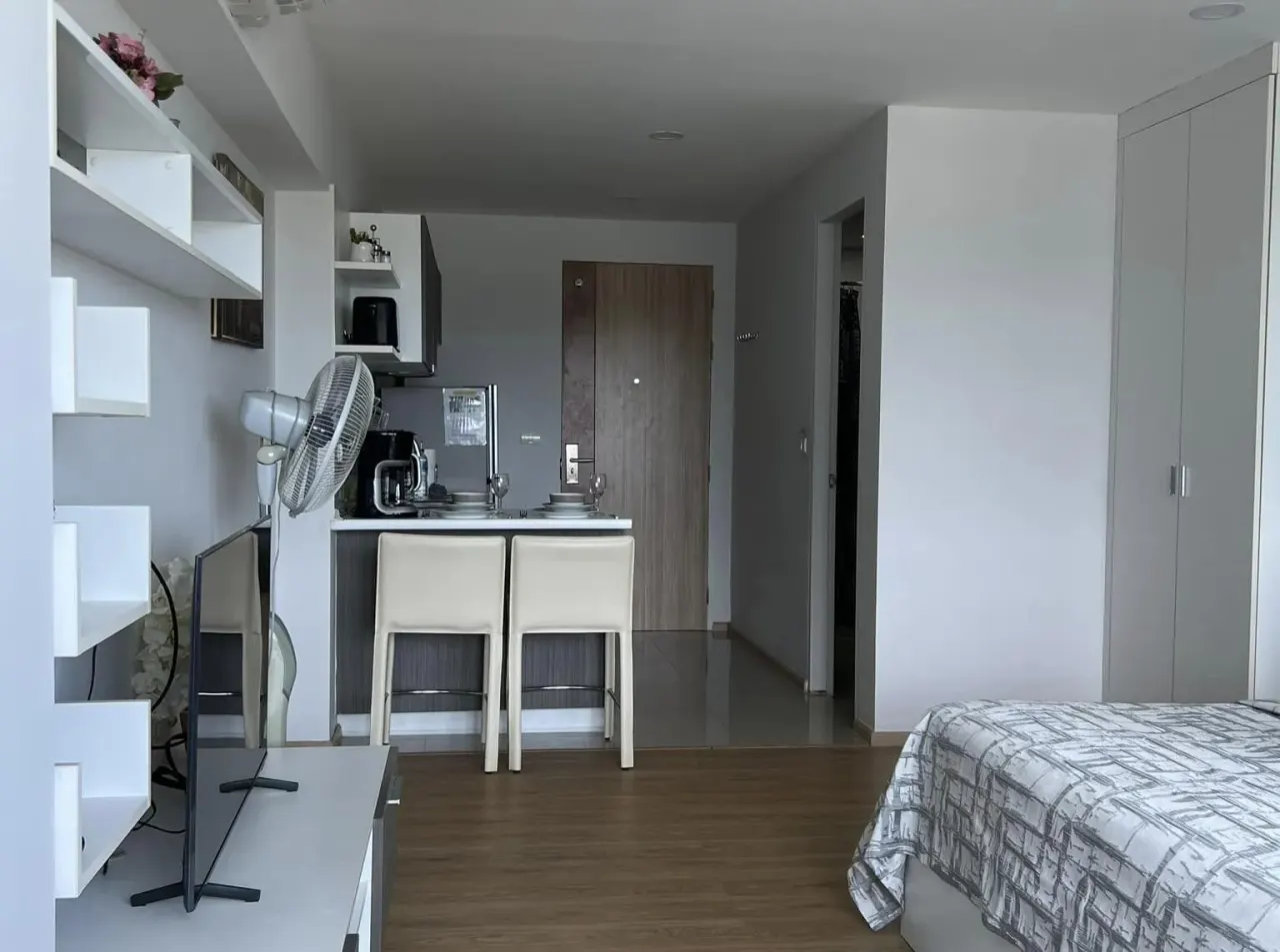 Condo · 1 ห้องน้ำ · 32 m²