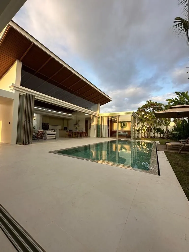 Villa · 3 ห้องนอน · 3 ห้องน้ำ · 202 m²