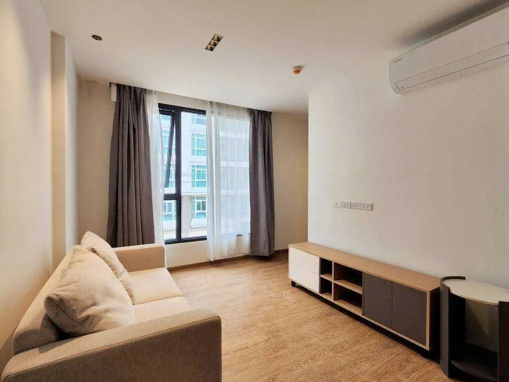 Condo · 1 室 · 1 卫 · 33 m²