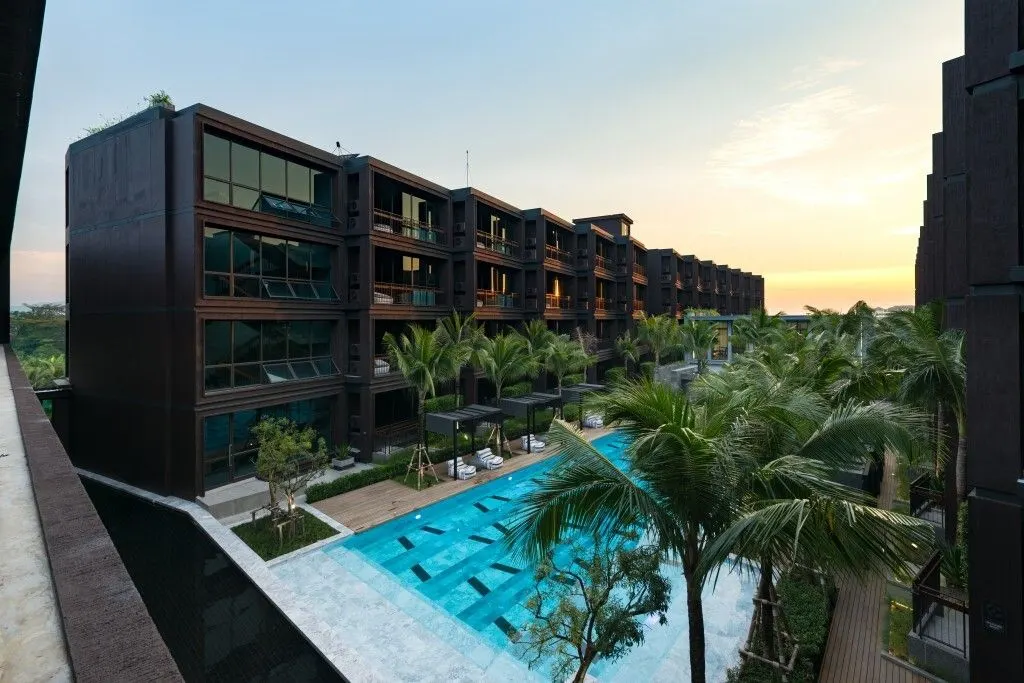 Saturdays Residence