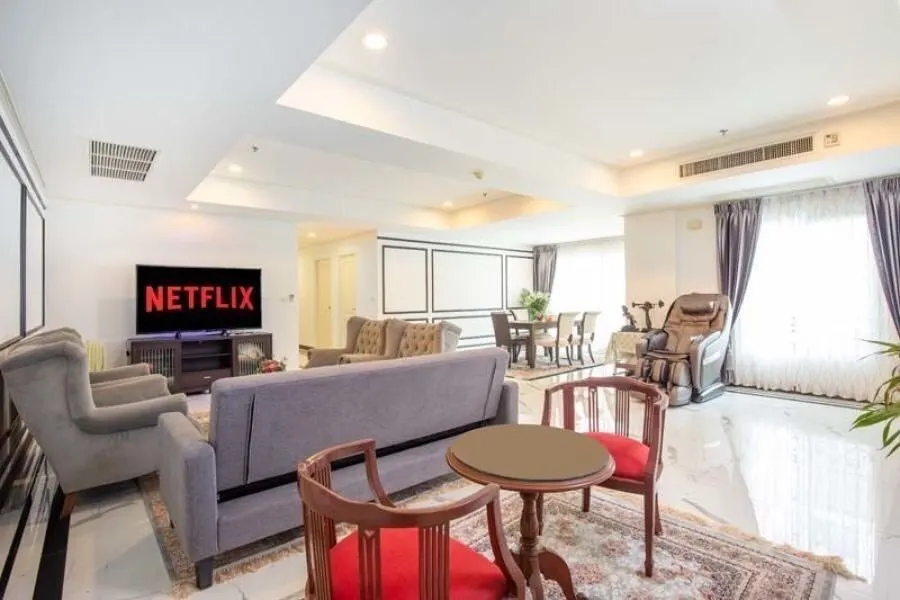 Condo · 3 ห้องนอน · 4 ห้องน้ำ · 169 m²