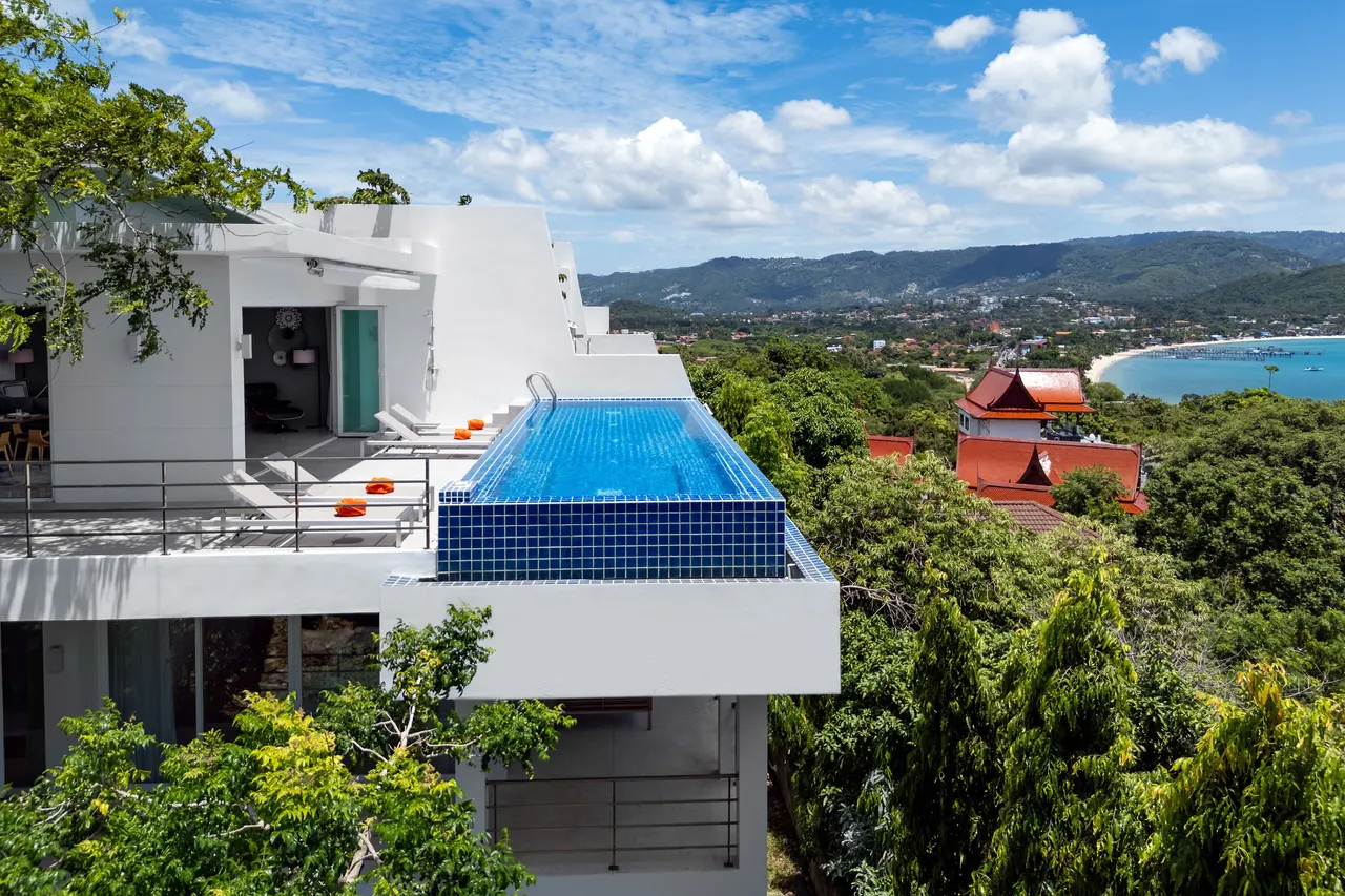 Villa · 3 室 · 3 卫 · 399 m²