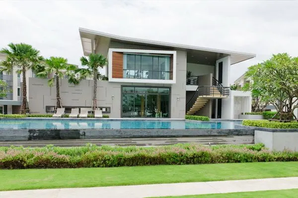 Town Avenue Srinagarindra