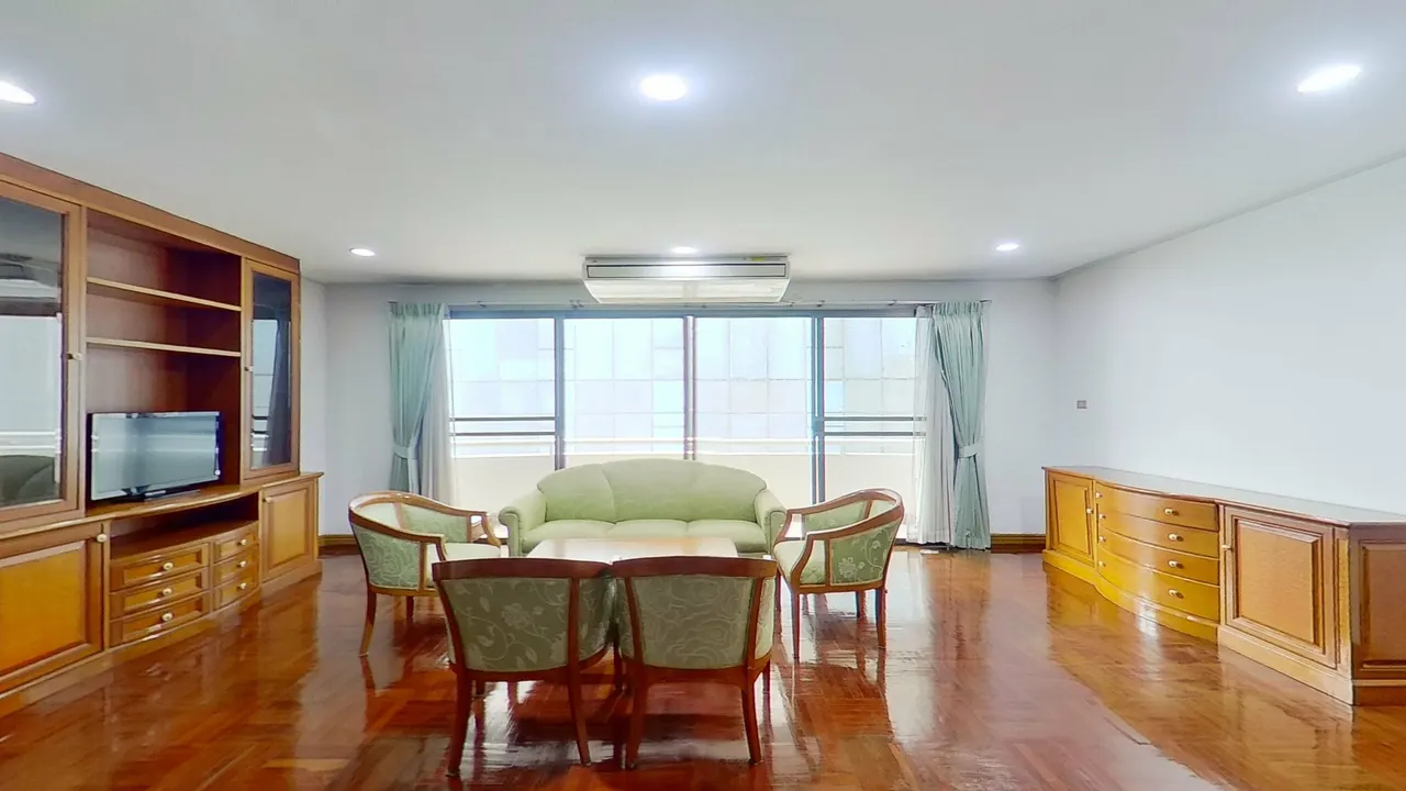 Condo · 2 ห้องนอน · 3 ห้องน้ำ · 170 m²