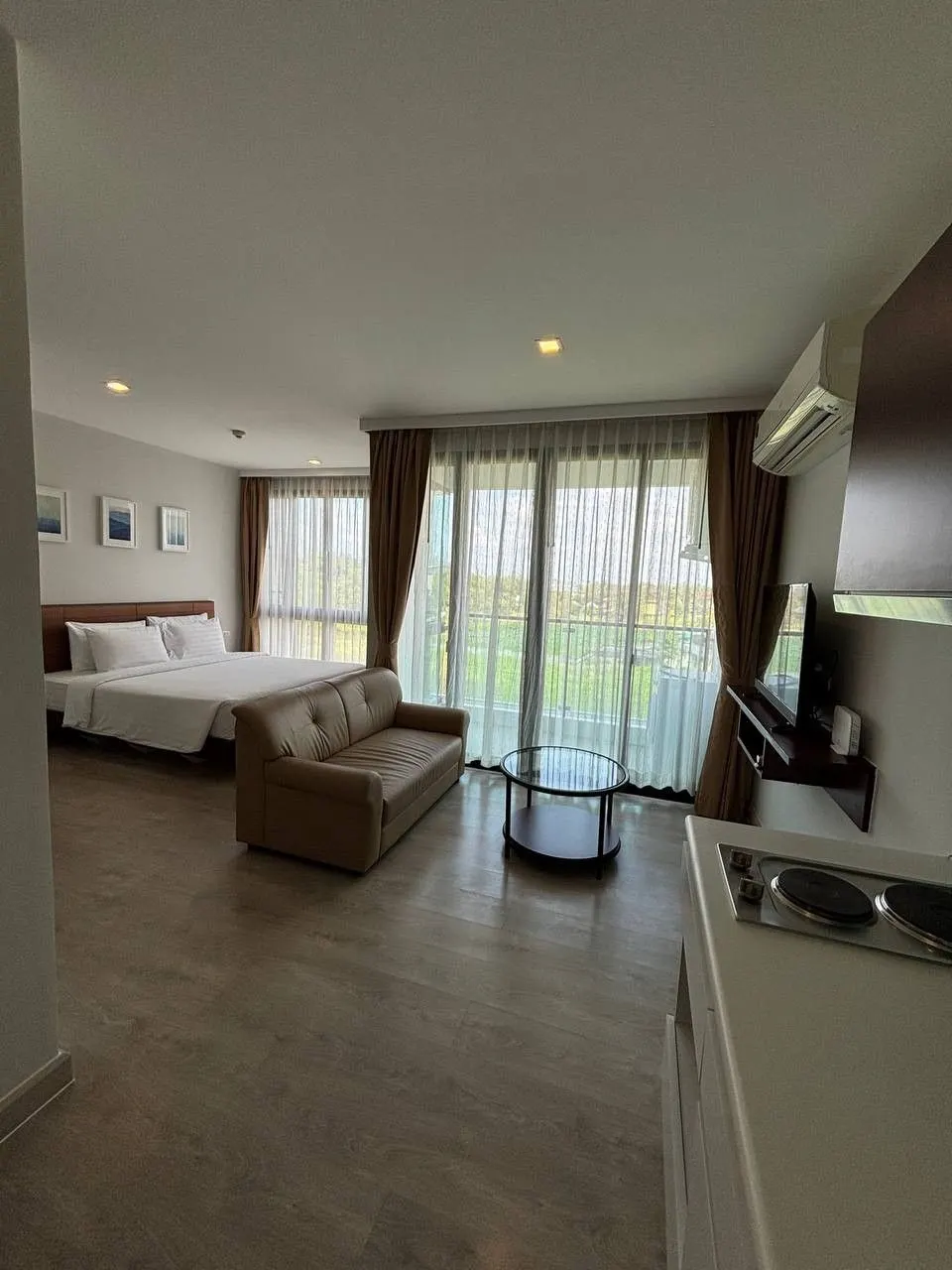 1 ห้องน้ำ · 34 m²