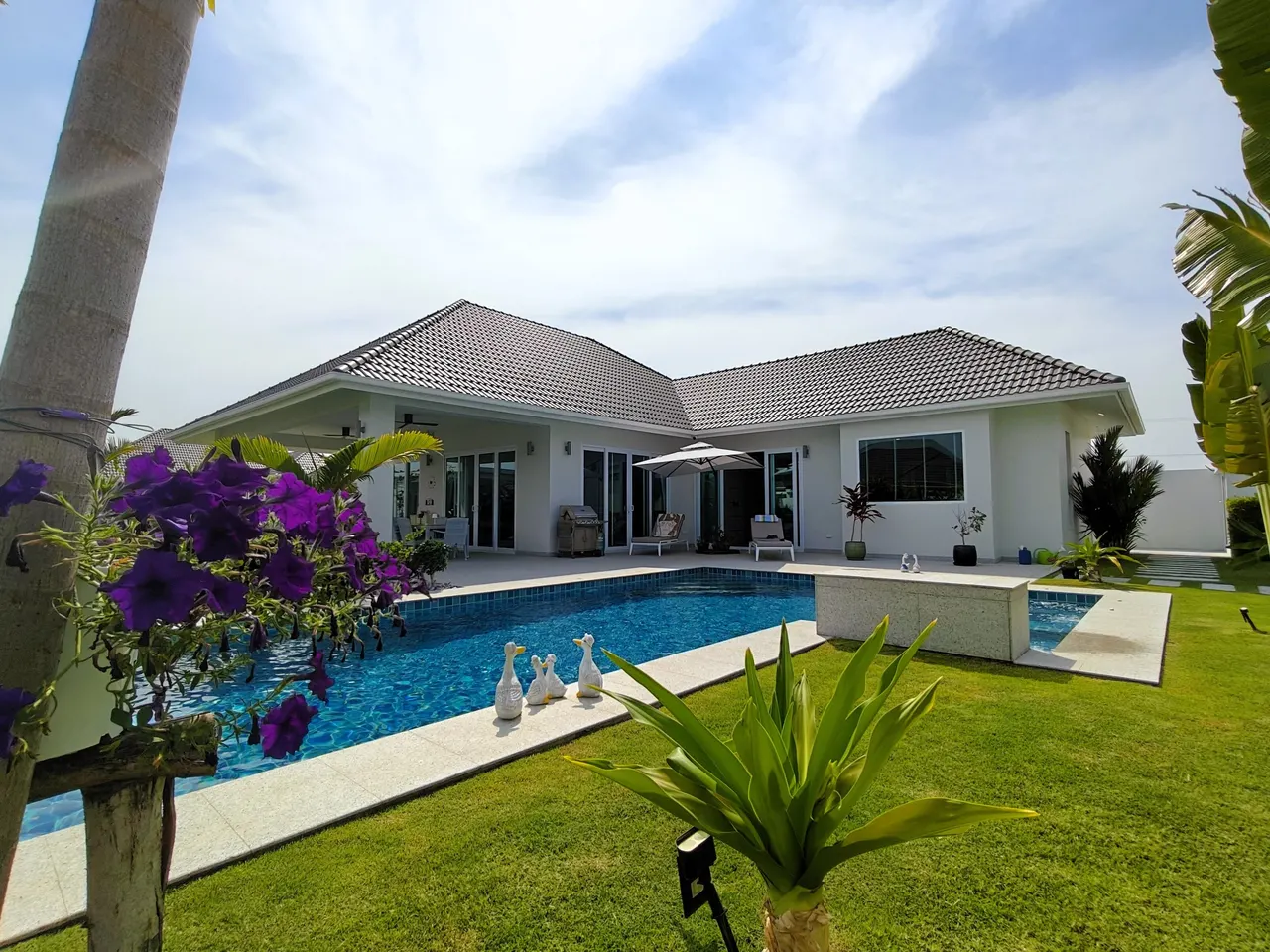 Villa · 3 室 · 3 卫 · 205 m²