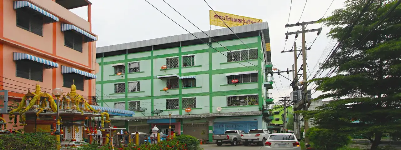 Rungroj Condotel