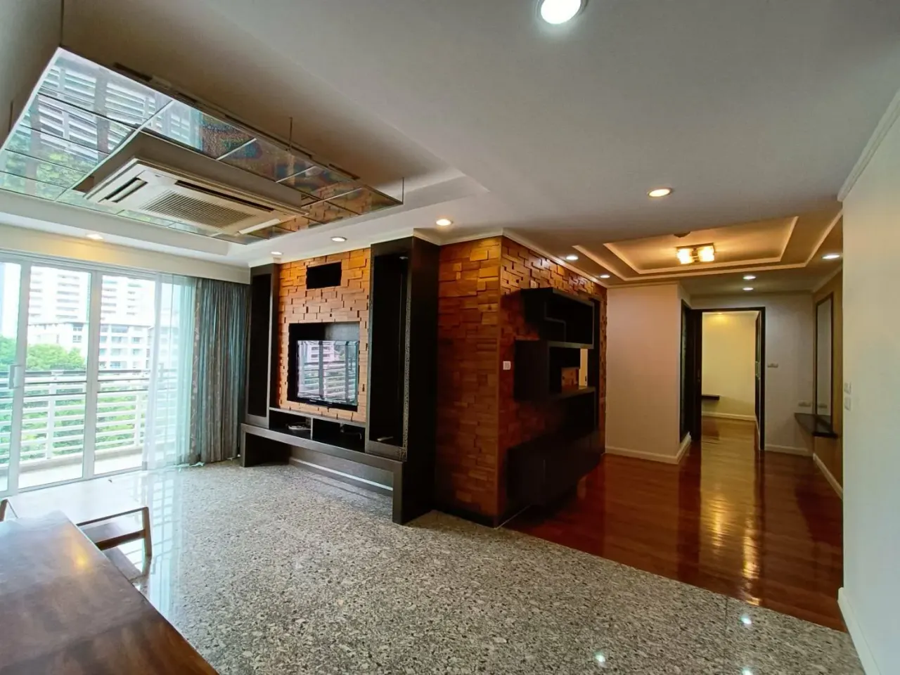 Condo · 2 ch. · 1 sdb · 102 m²
