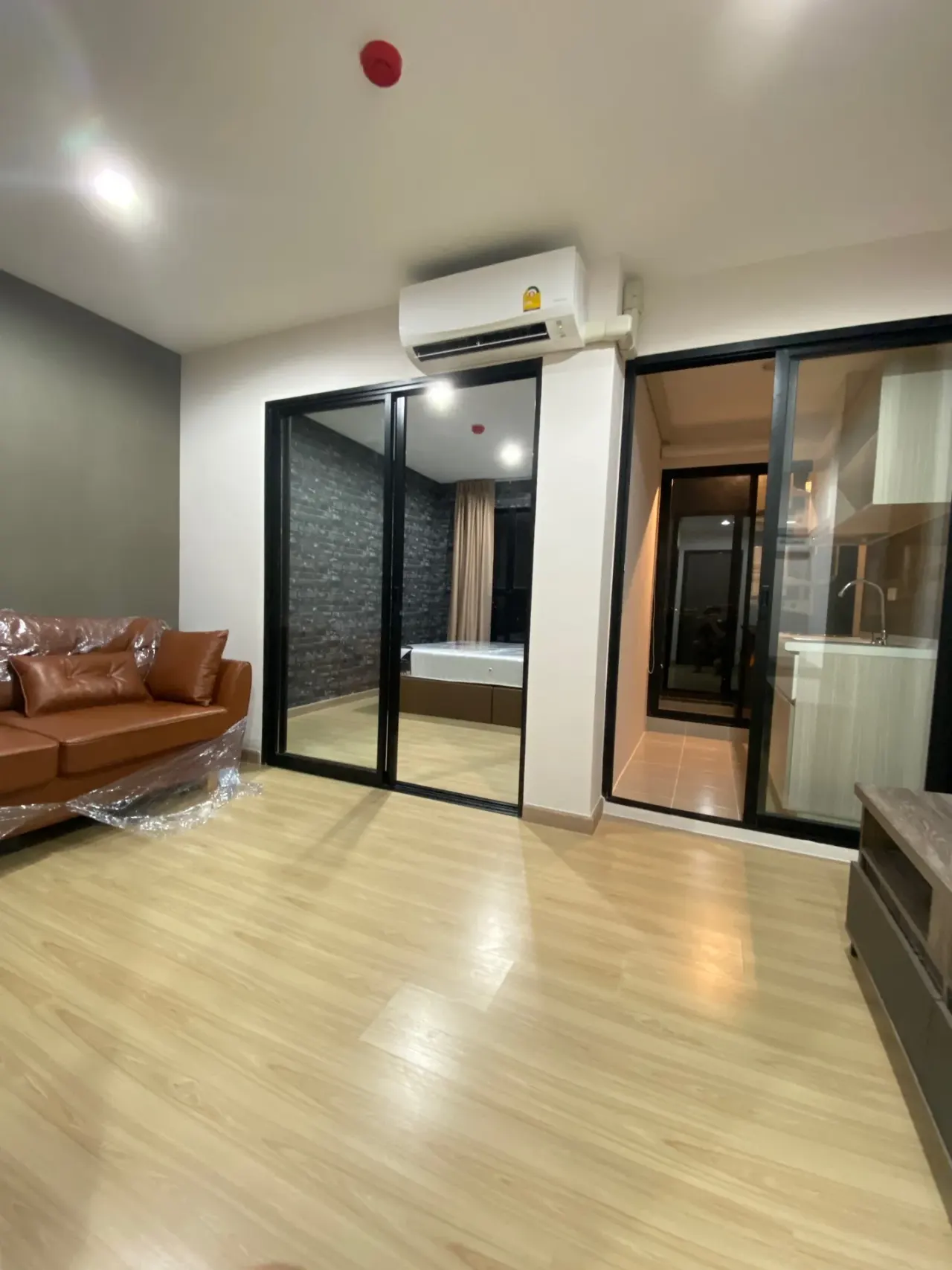 Condo · 1 ห้องน้ำ · 27 m²