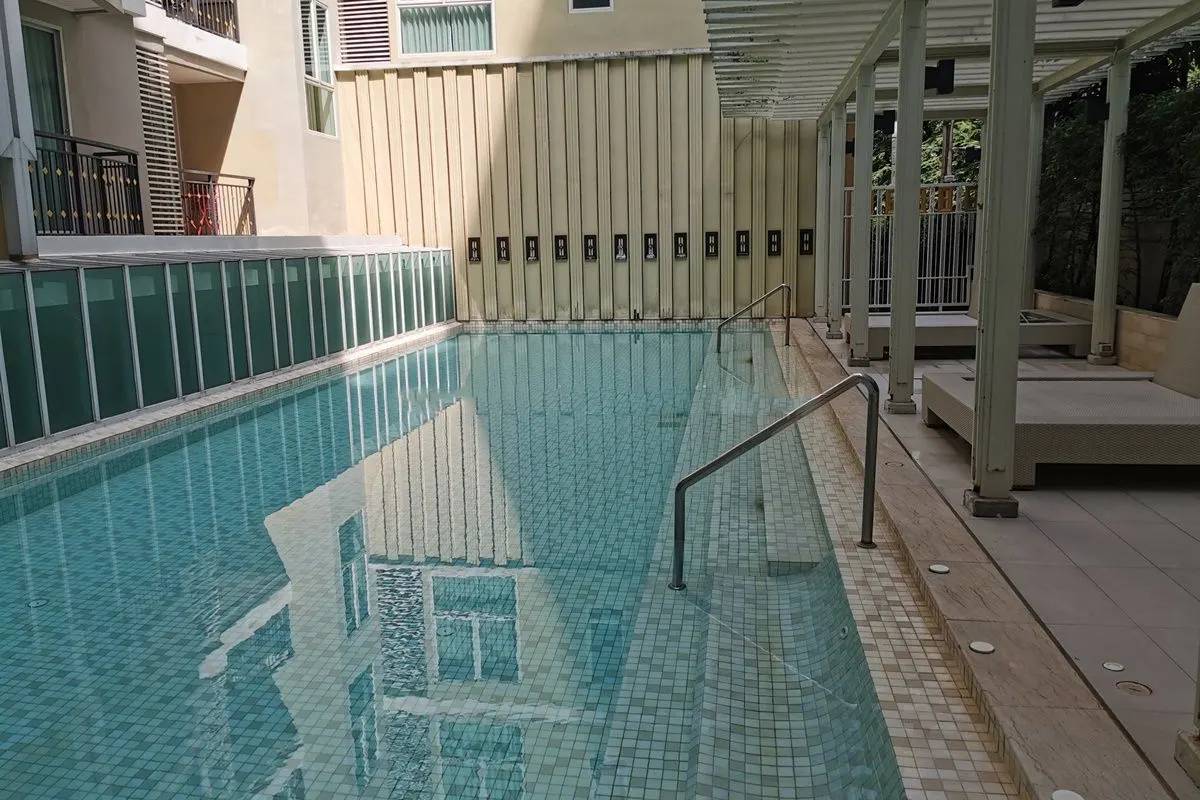 The Crest Sukhumvit 24
