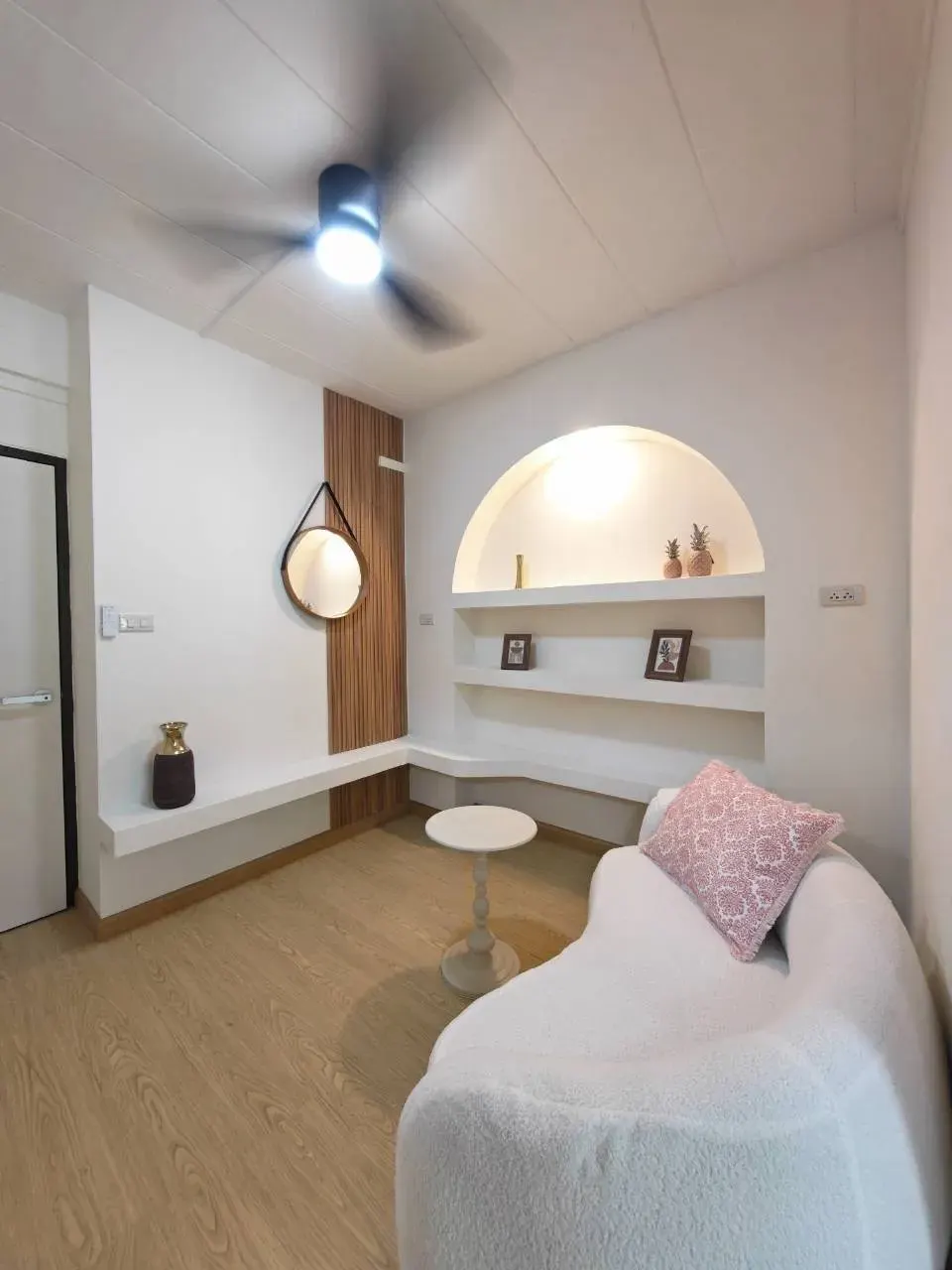 2 сп. · 1 ванн. · 34 m²