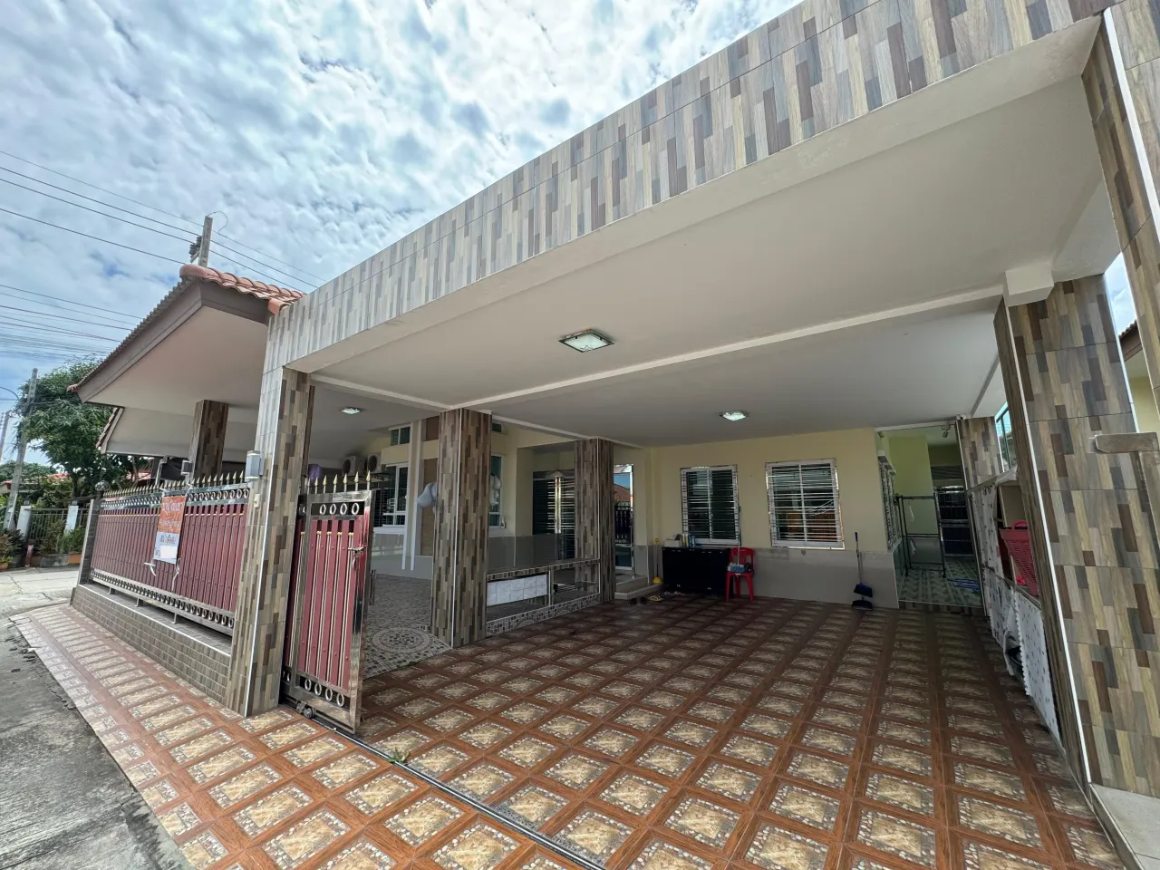 House · 5 ch. · 3 sdb · 165 m²