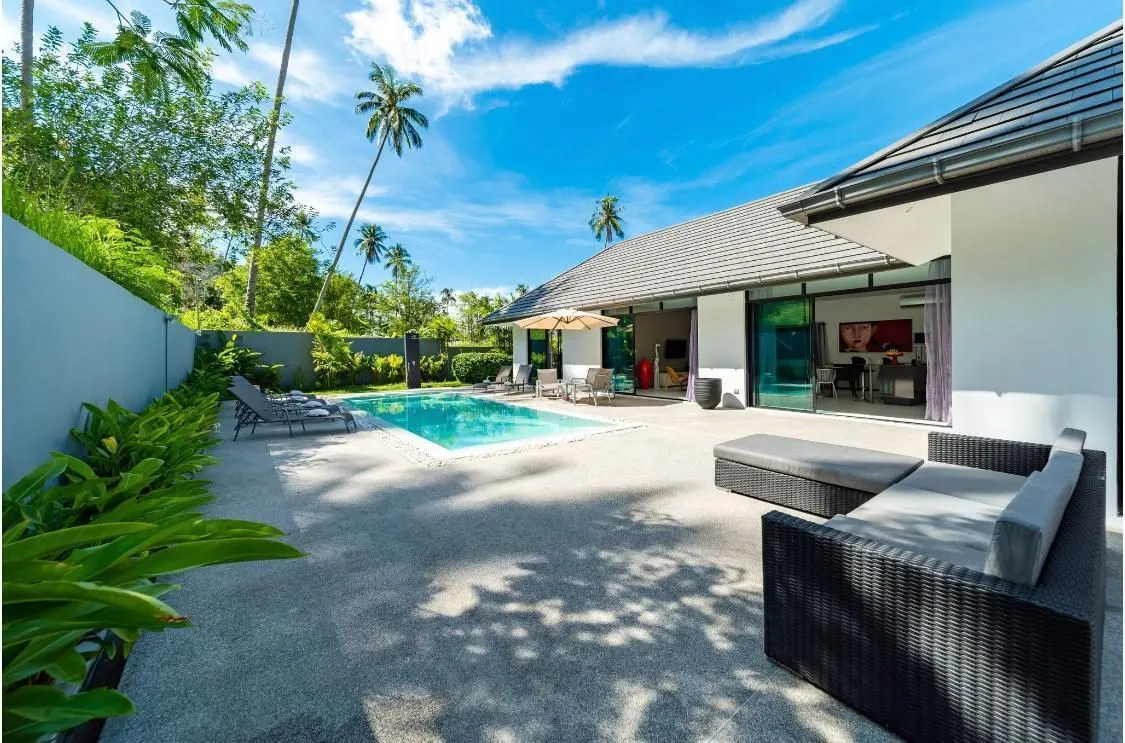 Tracy Residence