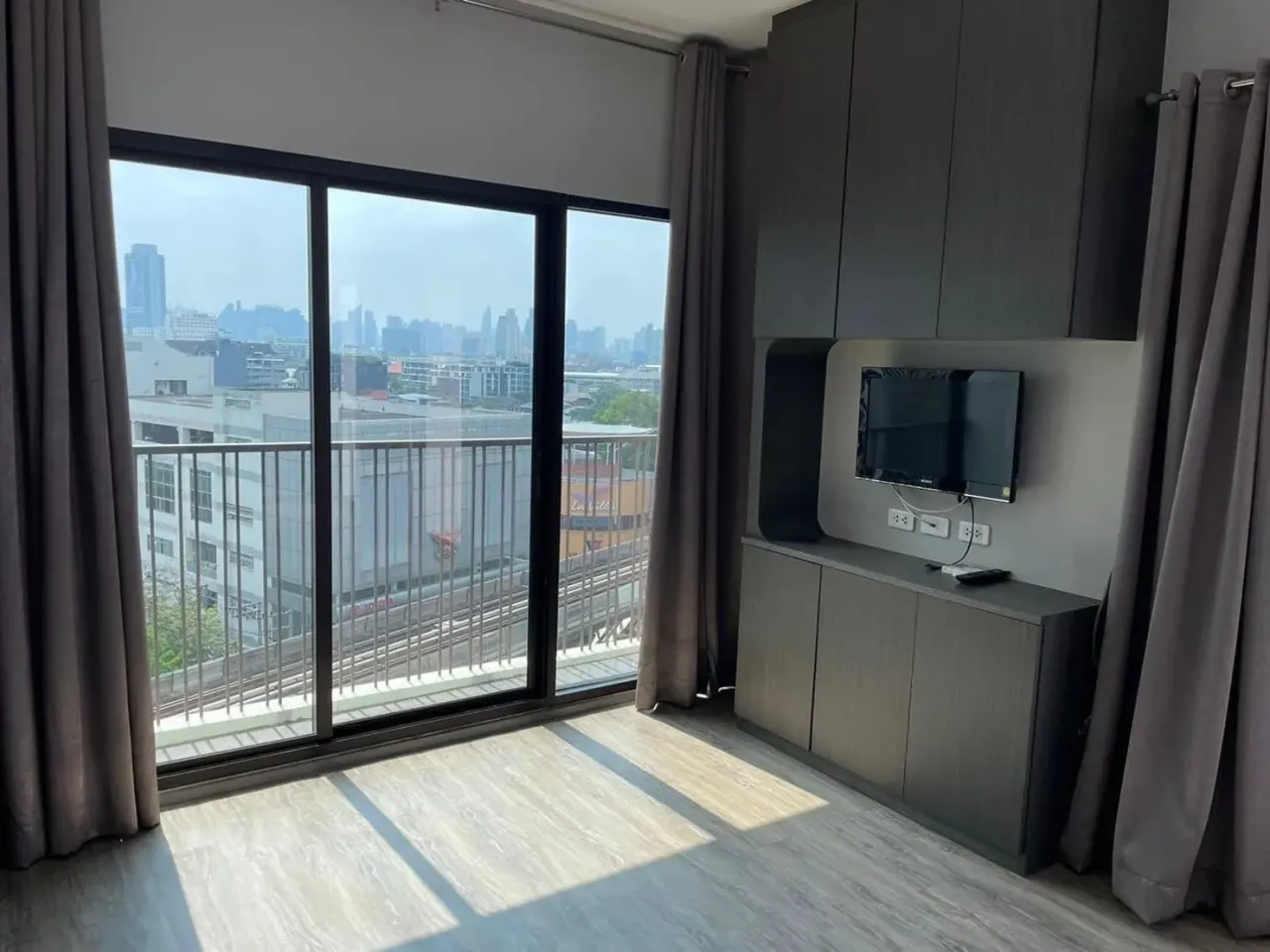 Condo · 2 ห้องนอน · 2 ห้องน้ำ · 73 m²