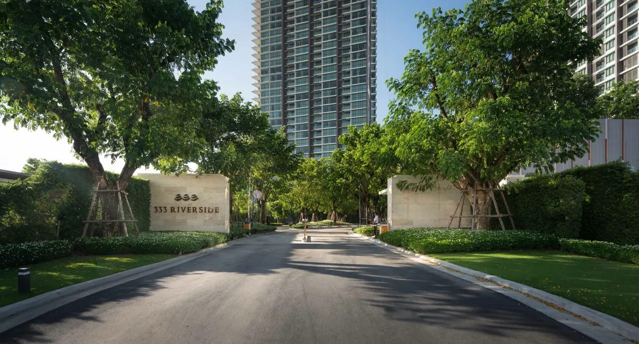 333 Riverside