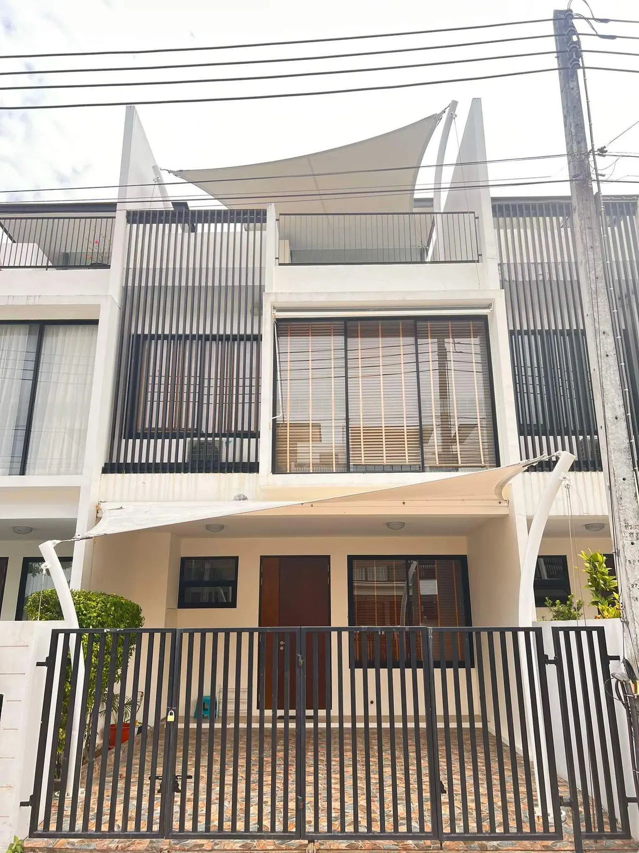 Villa · 3 ch. · 4 sdb · 170 m²